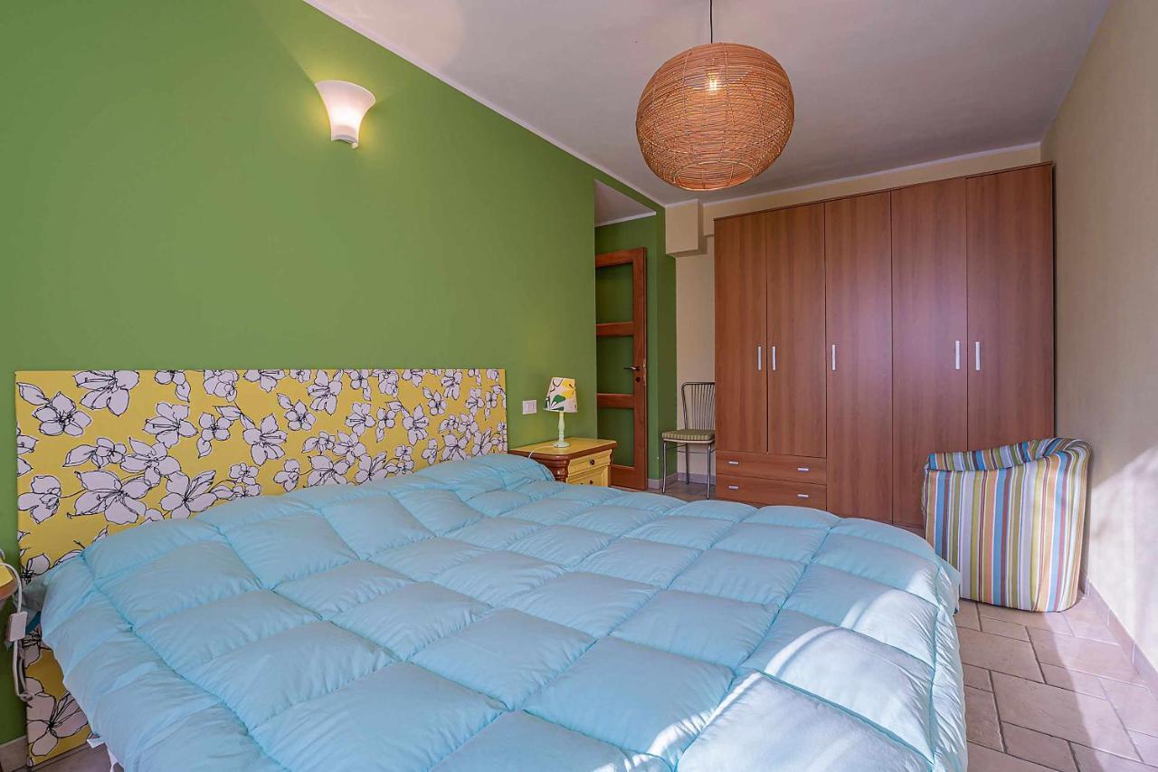 Il Glicine Appartamento Con Darsena Privata A Lago Pettenasco Exterior foto